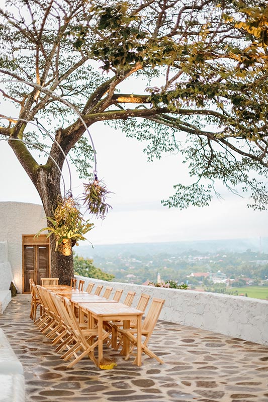 terrasse extérieure en pierres naturelles